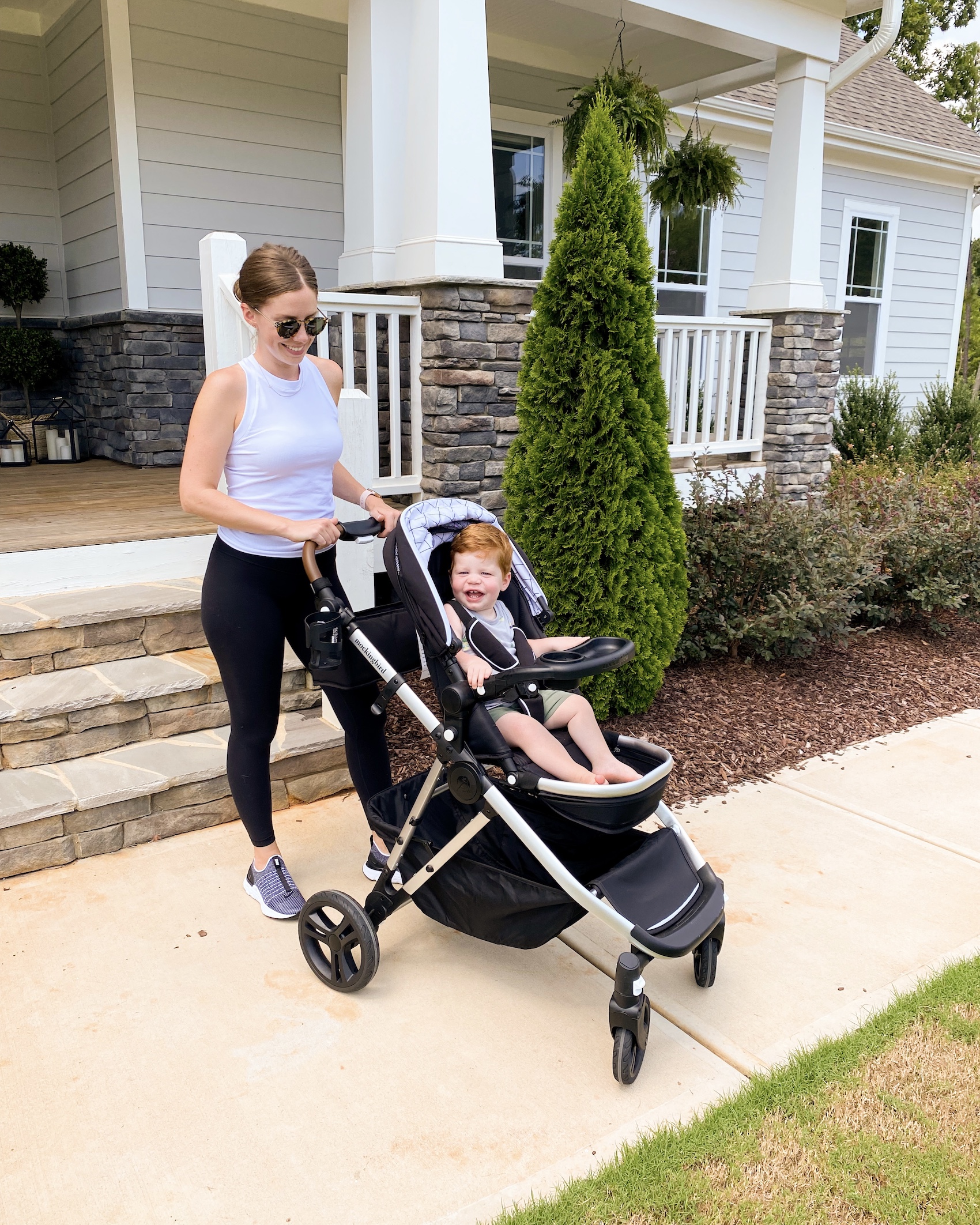 https://www.lbown.com/wp-content/uploads/2021/09/MB-stroller.jpg